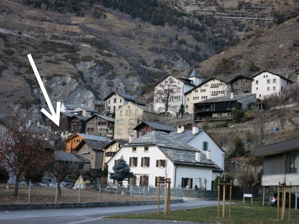 Maisonette-Familienappartement Raron Esterno foto