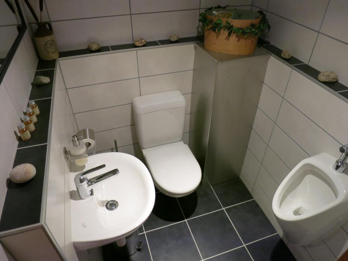 Maisonette-Familienappartement Raron Esterno foto